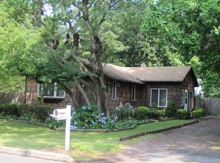 55 Helen Ave, Smithtown, NY 11787