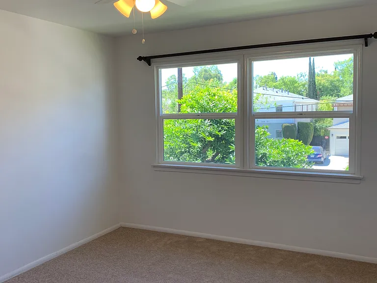 Magnolia Apartments — Photo 20