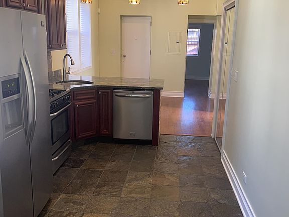 2nd image of 2277 N Clybourn Ave APT 2R