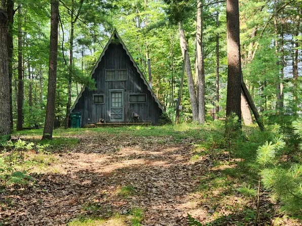 1029 Springwood Dr, Prudenville, MI 48651