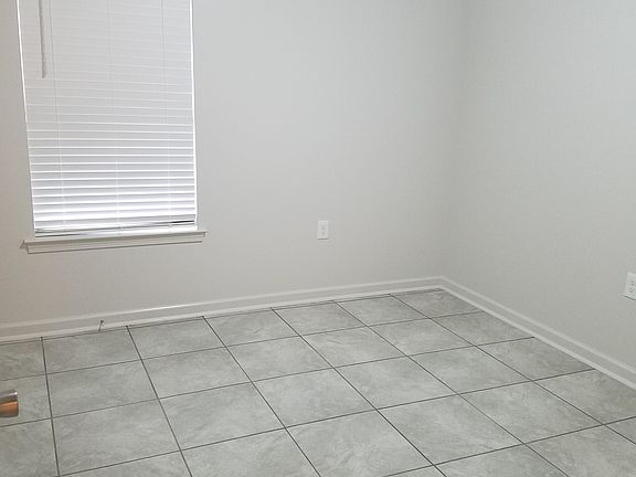 4th image of 1409 Laban Ave