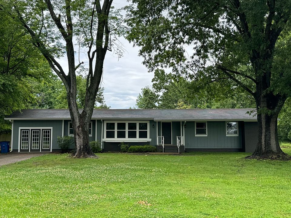 1st image of 918 Stella Ruth Rd