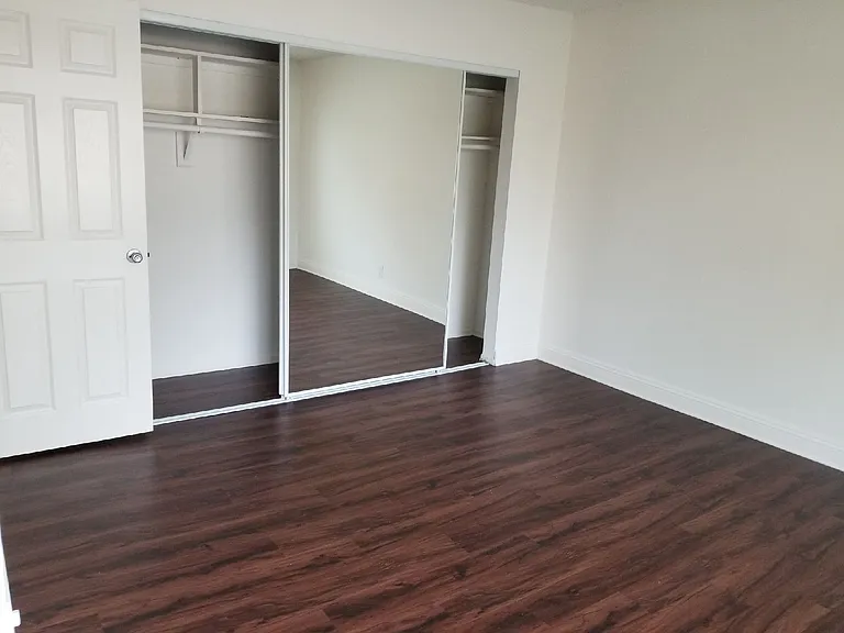 4507 Spencer St — Photo 15