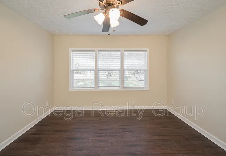 1808 Wilson Dr — Photo 32