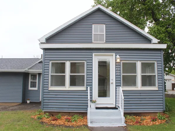 202 Main St W, Morristown, MN 55052