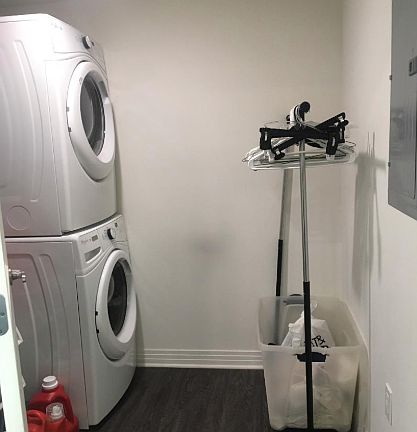 3rd image of 5818 Whitsett Ave #5
