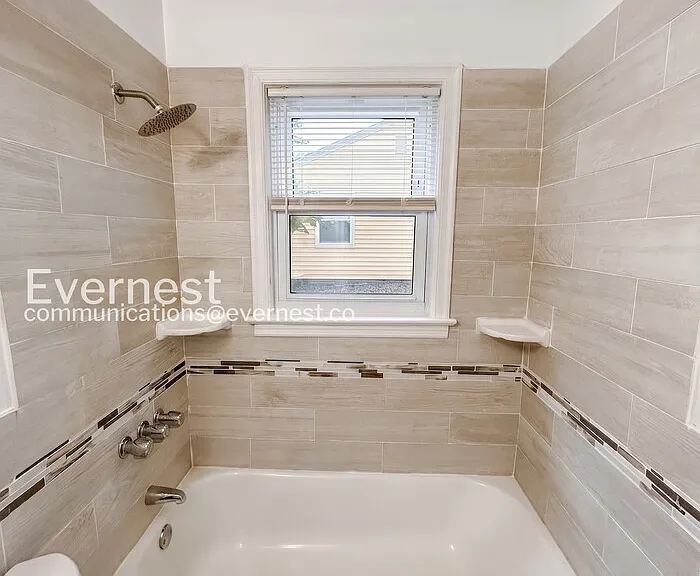 2714 Stratford Dr — Photo 12