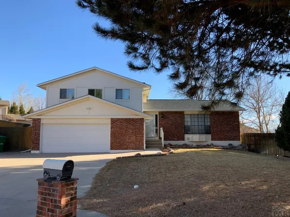 4 Ironweed Dr, Pueblo, CO 81001