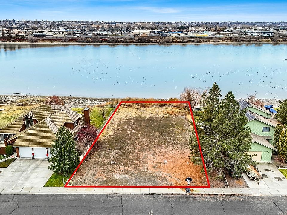 1st image of 1009 W Edgewater Lane
