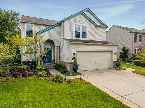 7673 Turrillium Ln, Waterford, MI 48327