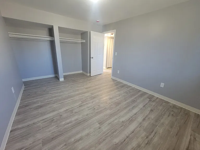 1808 N James H McGee Blvd #B — Photo 16