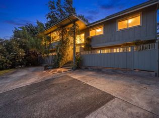 1102 Mailuna Pl, Makawao, HI 96768