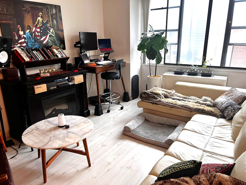1st image of 301 E 45th St APT 20F