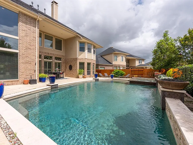 2447 Monarch Terrace Dr — Photo 25