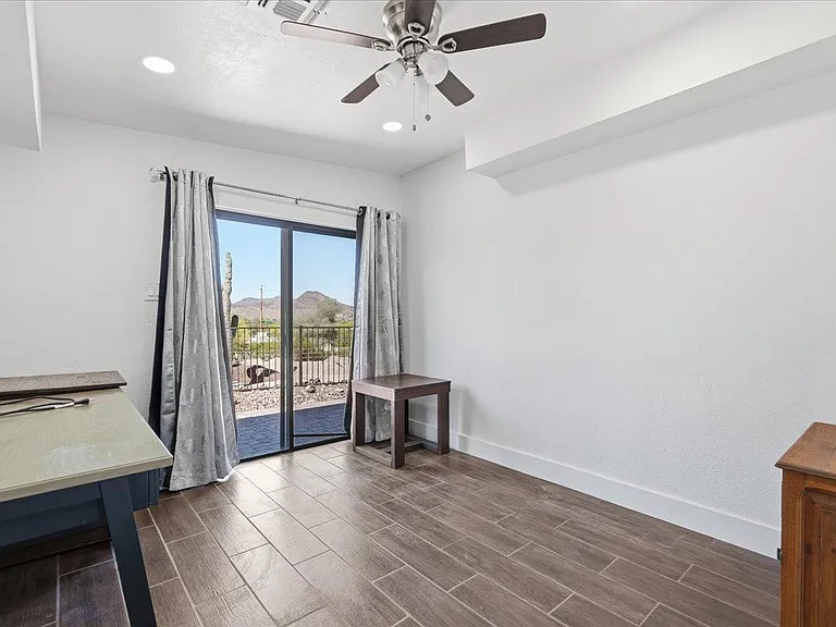 38466 N Basin Rd — Photo 17