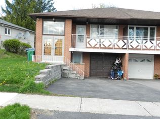 3367 Verhoeven Dr, Mississauga, ON L5C 2B3