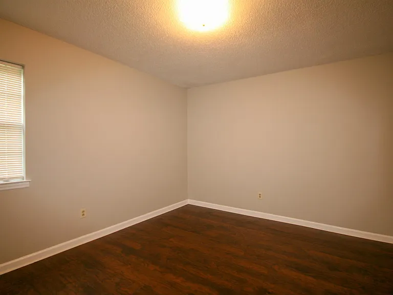 104B Westscott Dr — Photo 12