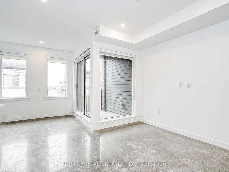 41 River St #22 — Photo 15