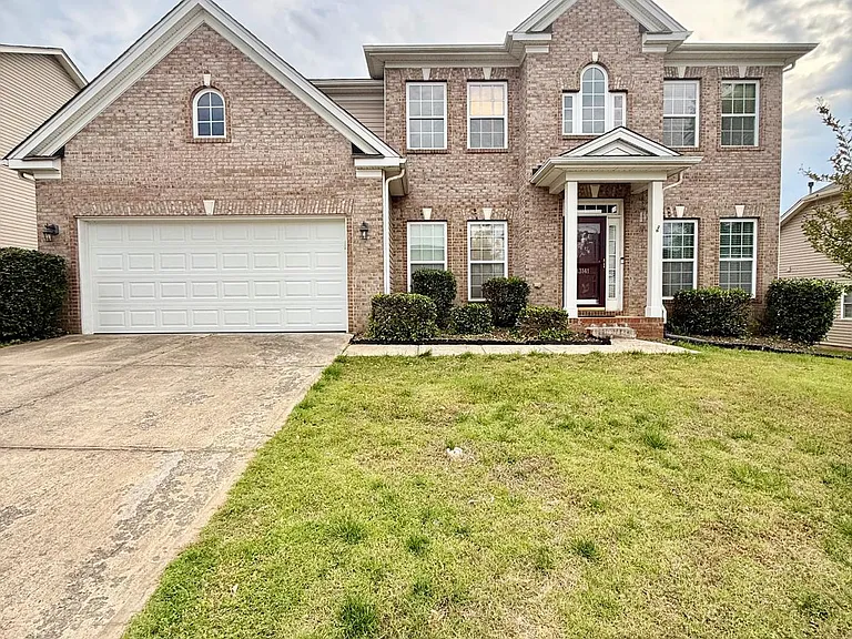 13141 Wilburn Park Ln — Photo 2