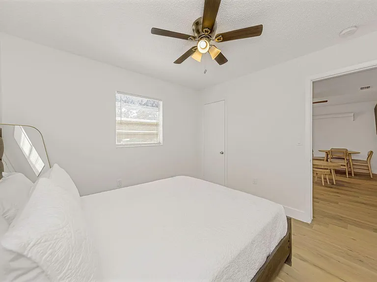 600 Douglas Ave — Photo 12
