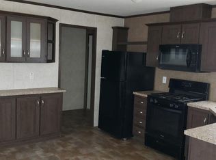 181 Country Forest Dr, Fort Wayne, IN 46818