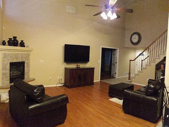 3rd image of 5111 Mojave Dr