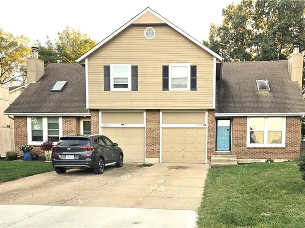 10639 W 115th St, Overland Park, KS 66210