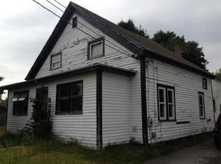 54 Maple St, Athol, MA 01331