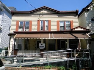 725 E 27th St, Paterson, NJ