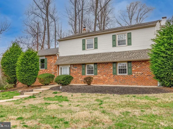 1545 Sickles Dr, Aston, PA 19014