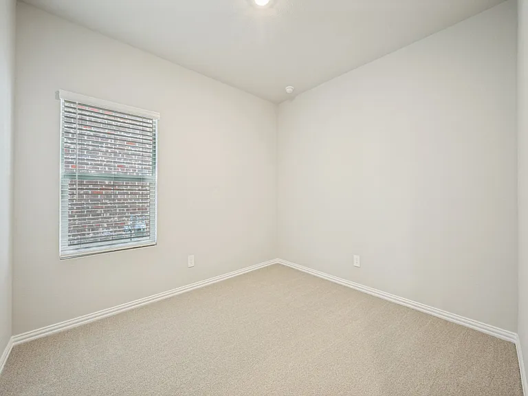 715 Dotty Dr — Photo 16