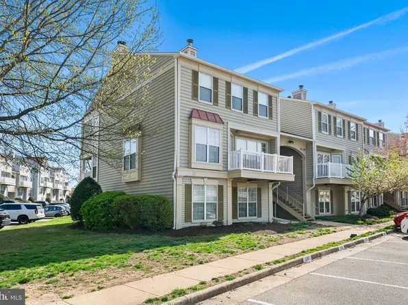 9247 Cardinal Forest Ln Unit 202, Lorton, VA 22079