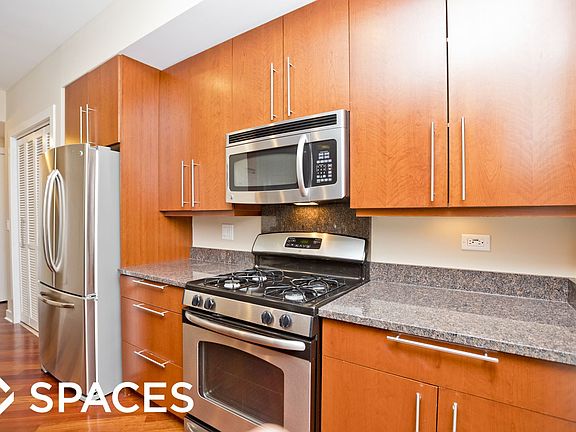 2nd image of 2358 W School St #3W