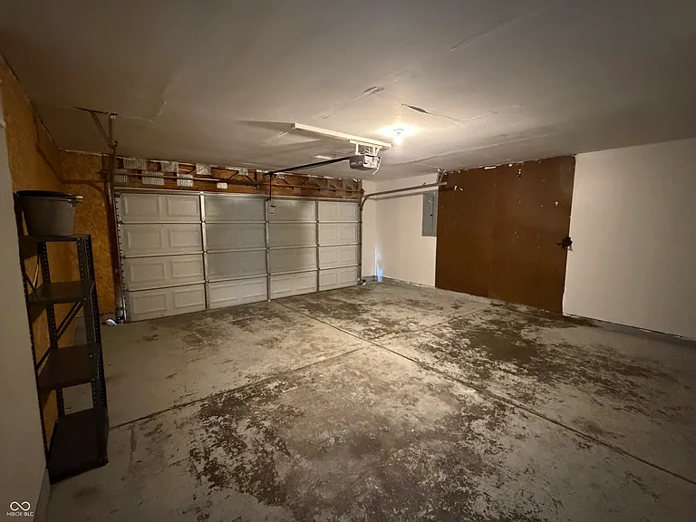 411 Garden Grace Dr — Photo 43