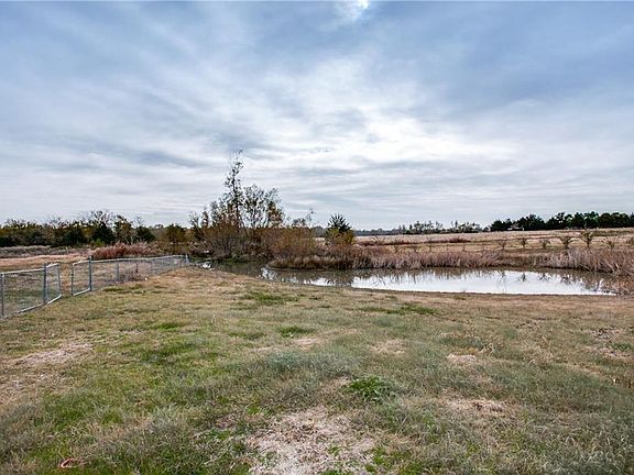 5th image of 555 County Road 3202
