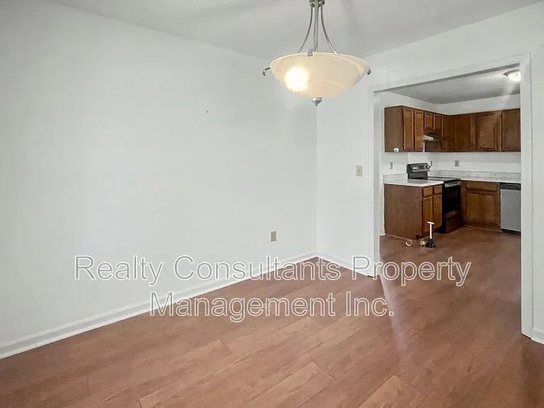 9321 Oat Dr — Photo 6