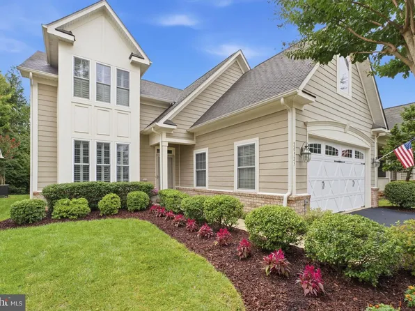 20523 Crescent Pointe Pl, Ashburn, VA 20147