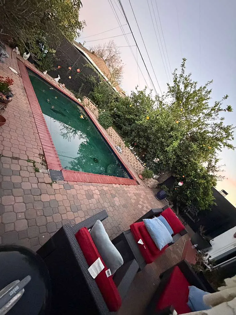 3 bed, 1372 sqft, $4,500 — Photo 1