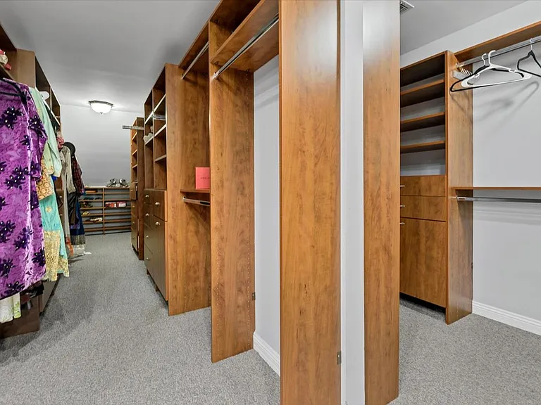 4206 Royal Fox Dr — Photo 29
