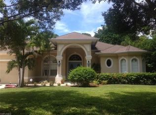 5731 Waxmyrtle Way, Naples, FL 34109