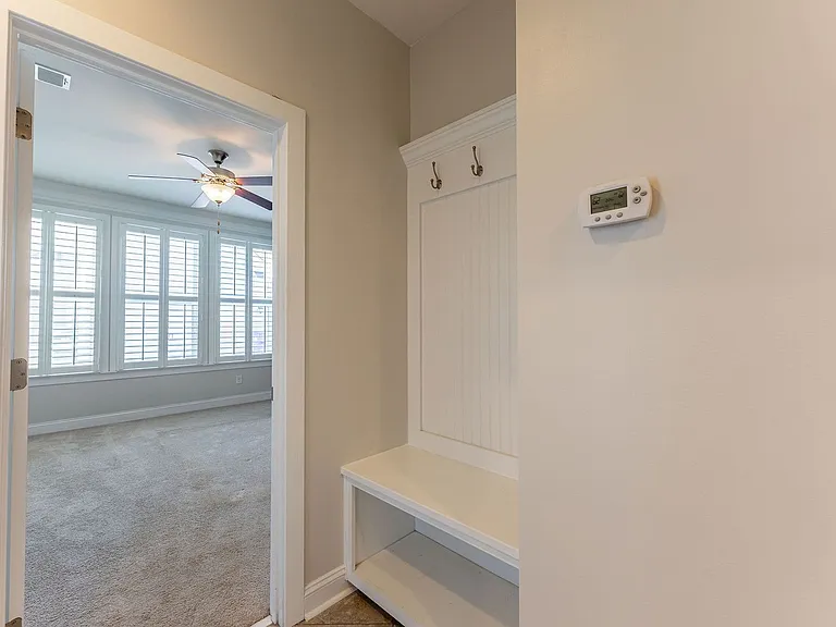 3257 Moonlight Dr — Photo 33