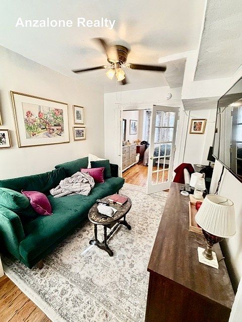 1st image of 20 Stillman St APT 4R