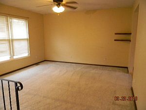 4th image of 609 Price St W