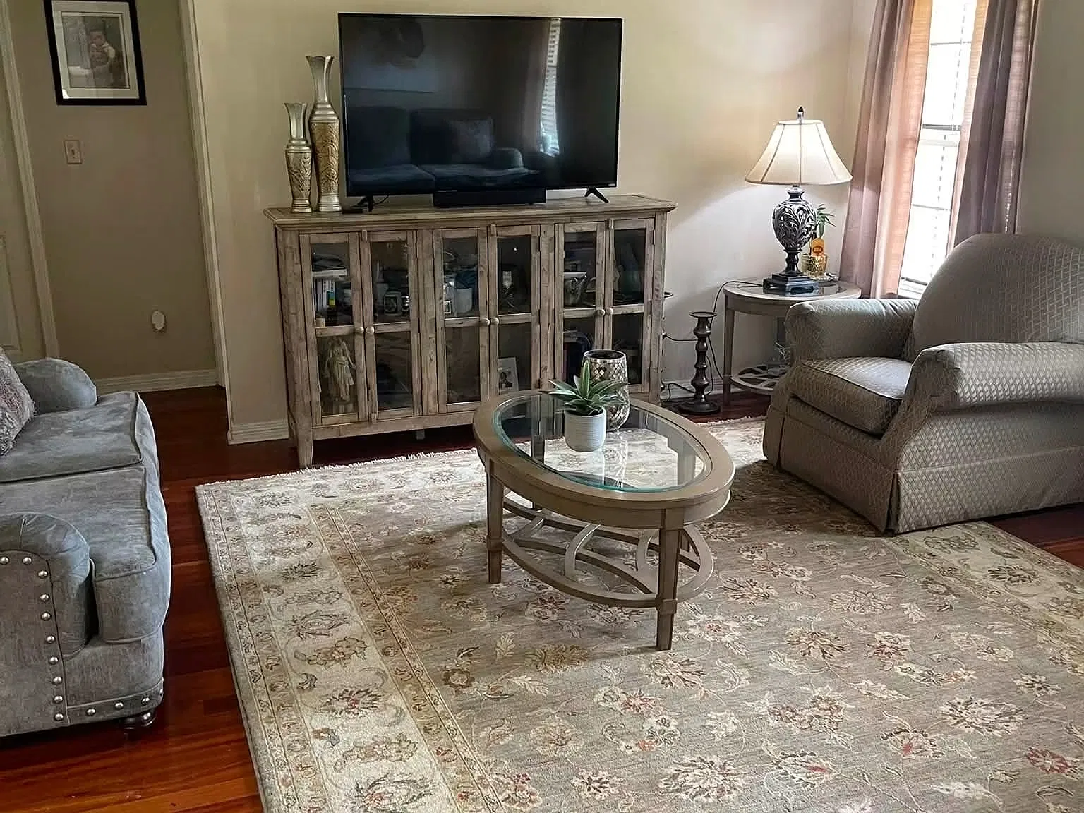 3 bed, 1125 sqft, $1,800 — Photo 3