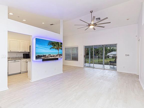 3rd image of 24814 Lakemont Cove LN #201