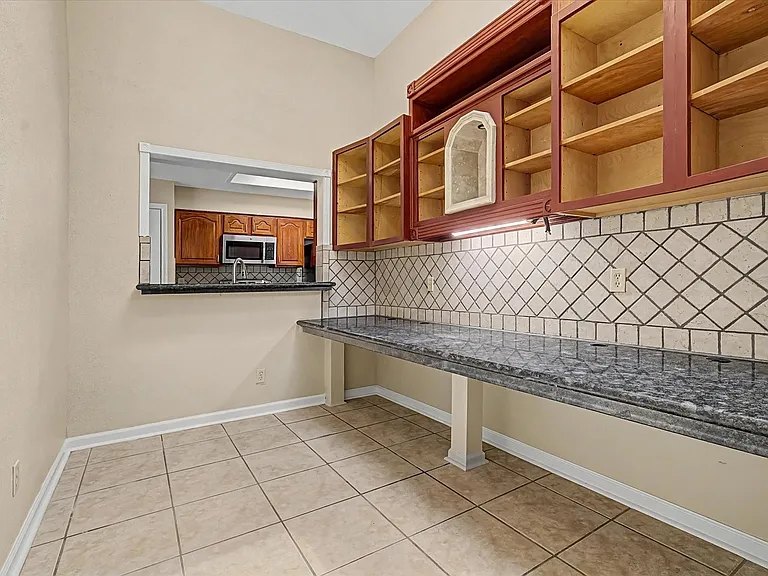 7315 Foxside Ln — Photo 16