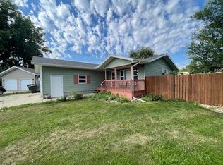 2122 Frannie Cir, Belle Fourche, SD 57717