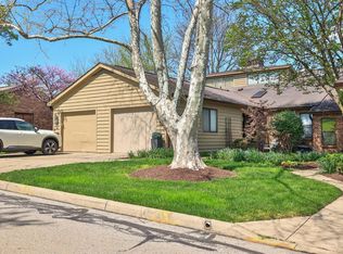 4 Rolling Hills Dr, Cincinnati, OH 45215