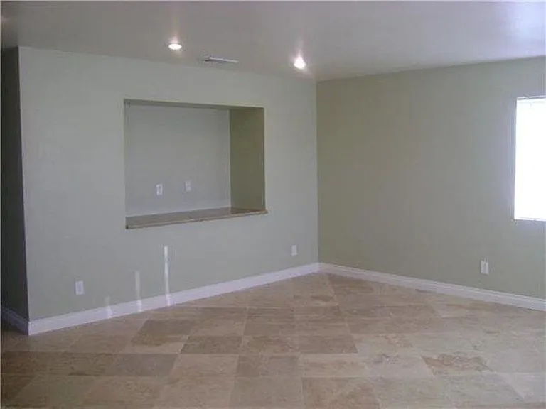 5155 Tipton St — Photo 4