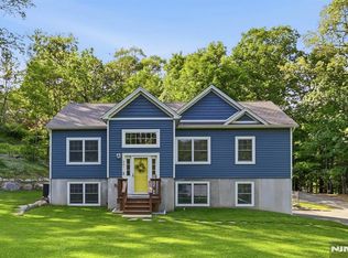 461 W Brook Rd, Ringwood, NJ 07456